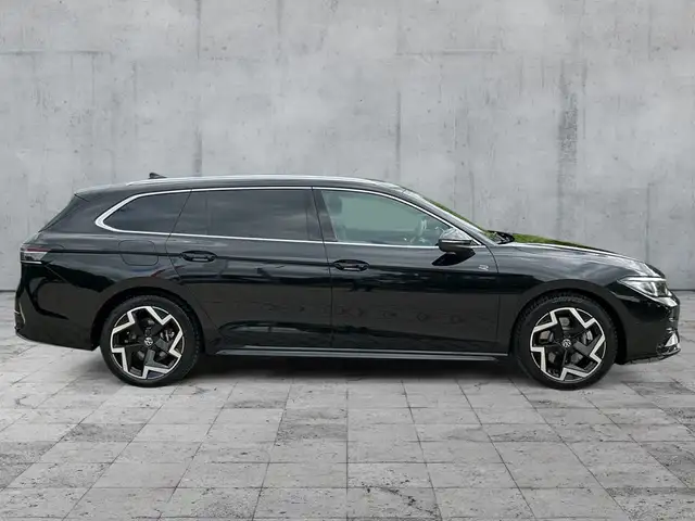 Volkswagen Passat view 7