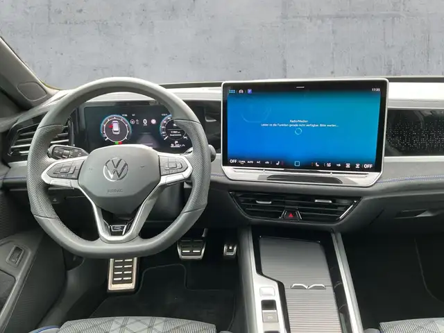 Volkswagen Passat view 9