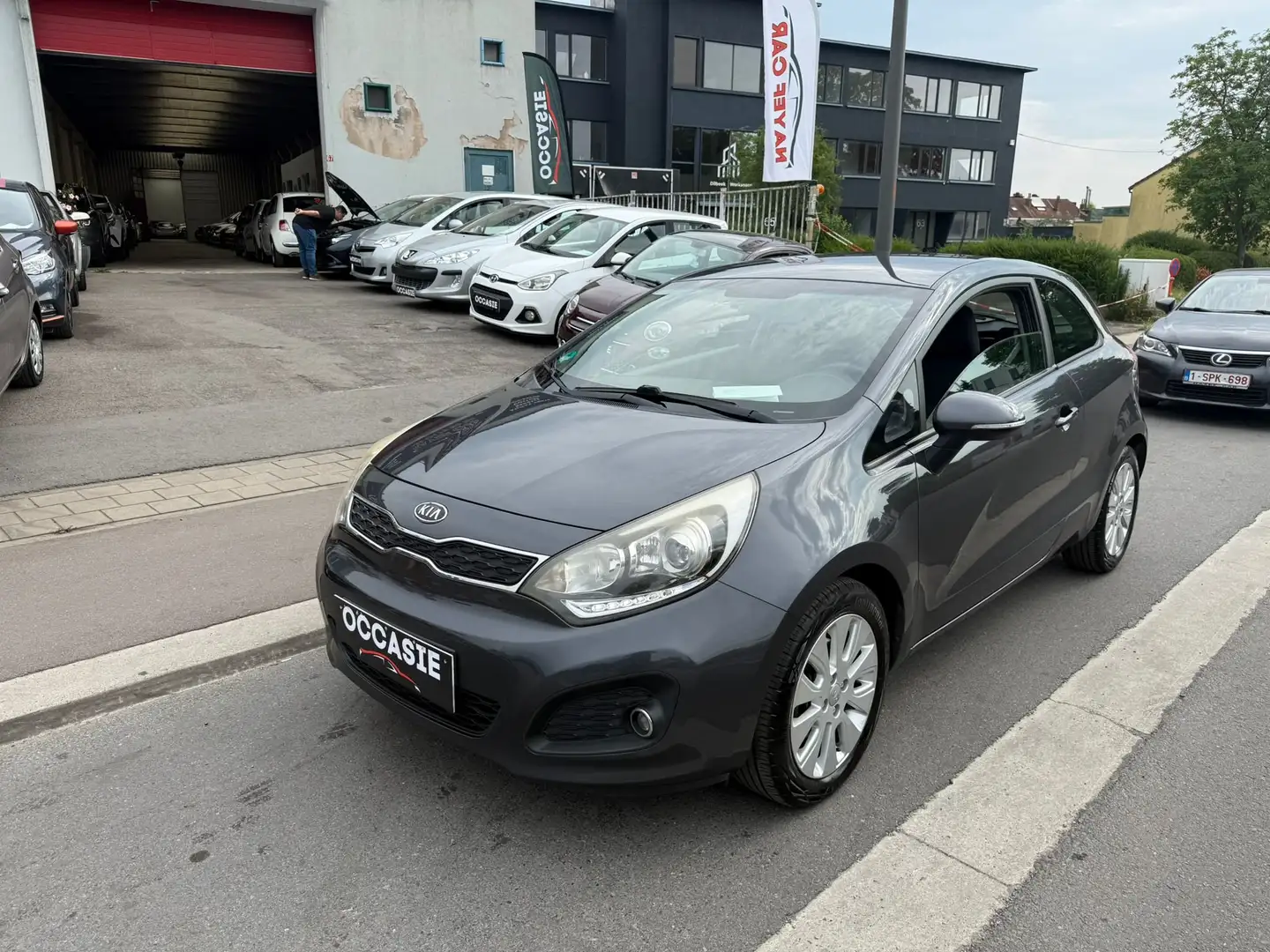 Kia Rio 1.1 CRDi Access Noir - 1