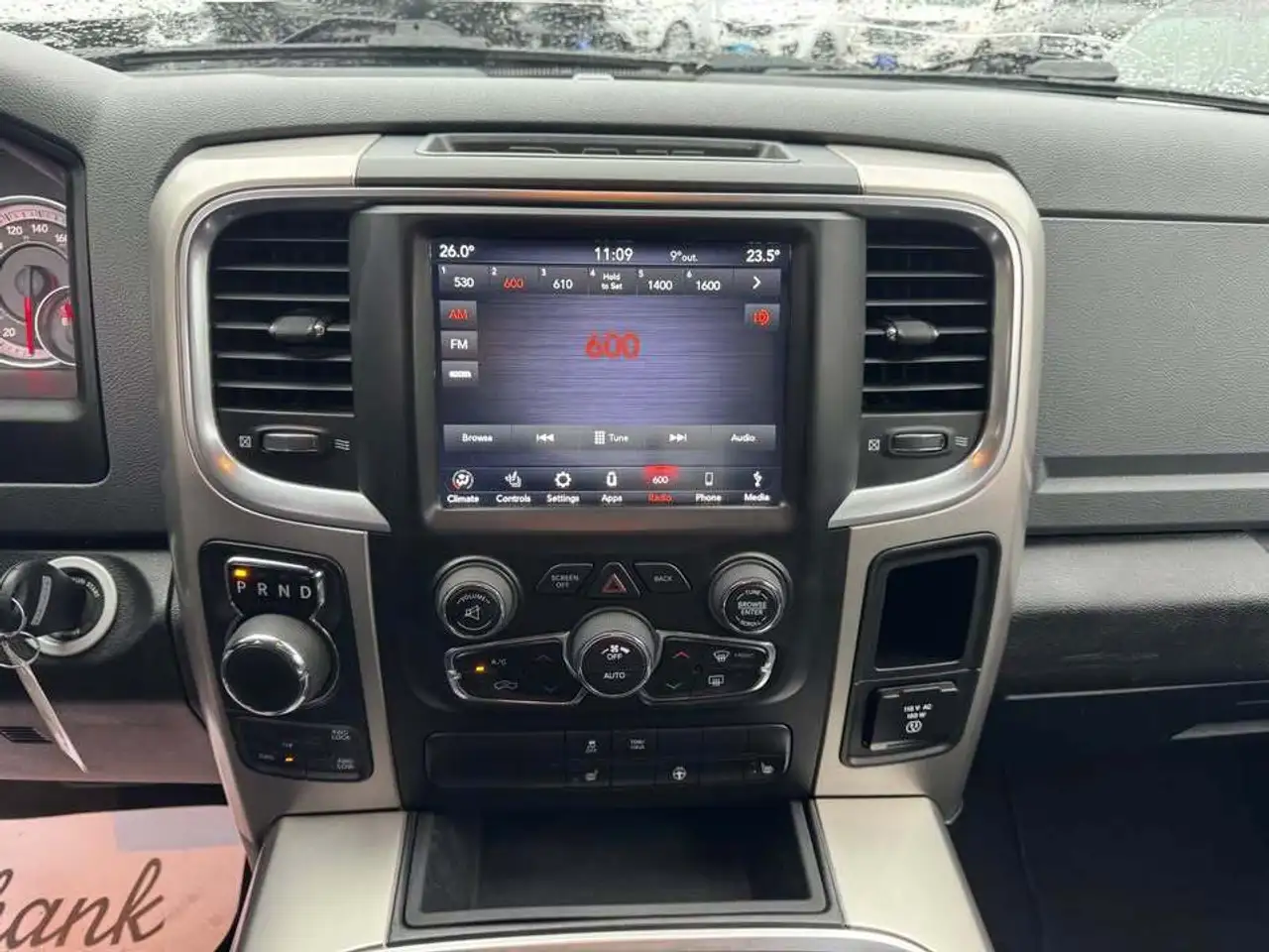 RAM 1500 снимка RAM 1500