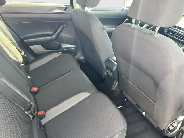 Volkswagen Polo view 14