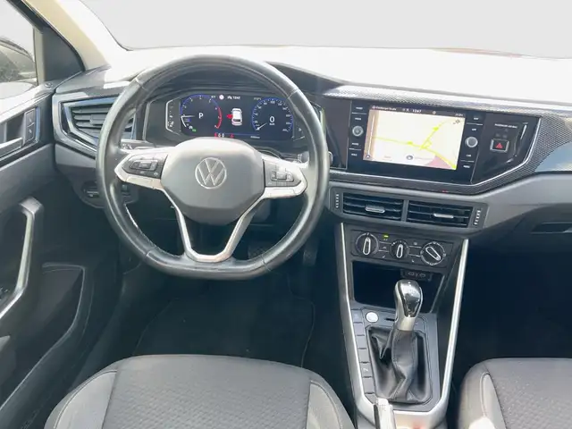 Volkswagen Polo view 11