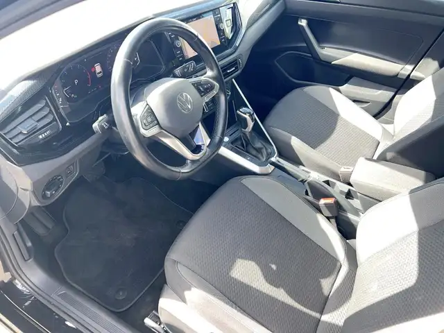 Volkswagen Polo view 9