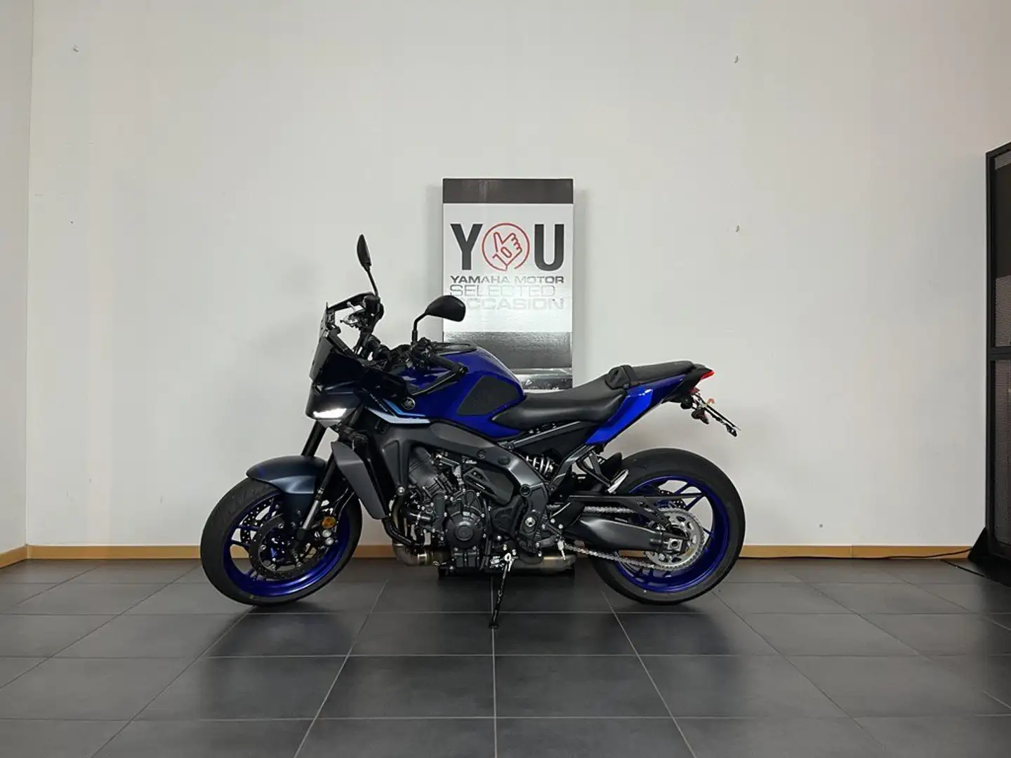 Yamaha MT-09 YAMT - 1