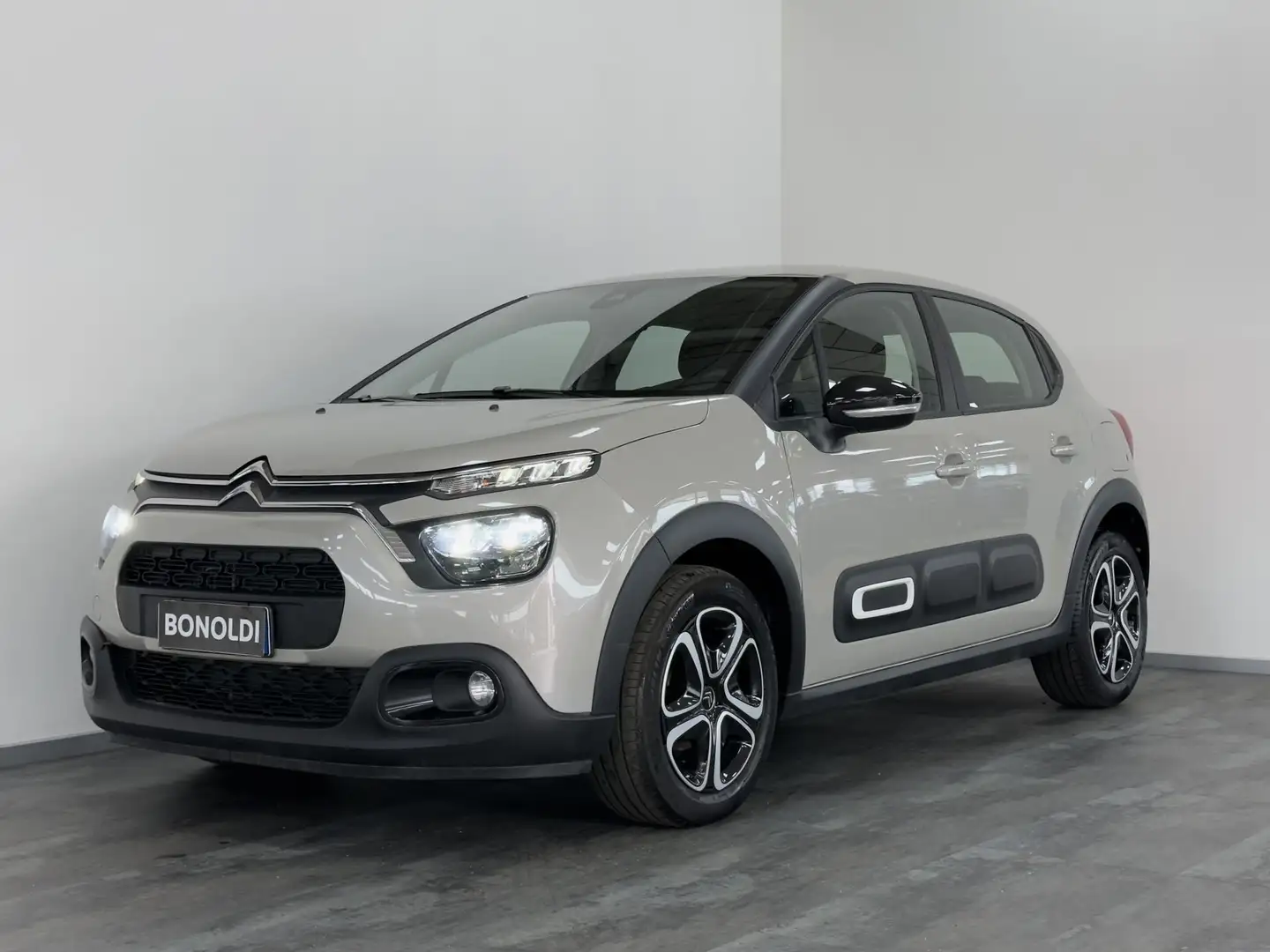 Citroen C3 PureTech 110 S&S Plus Beige - 1