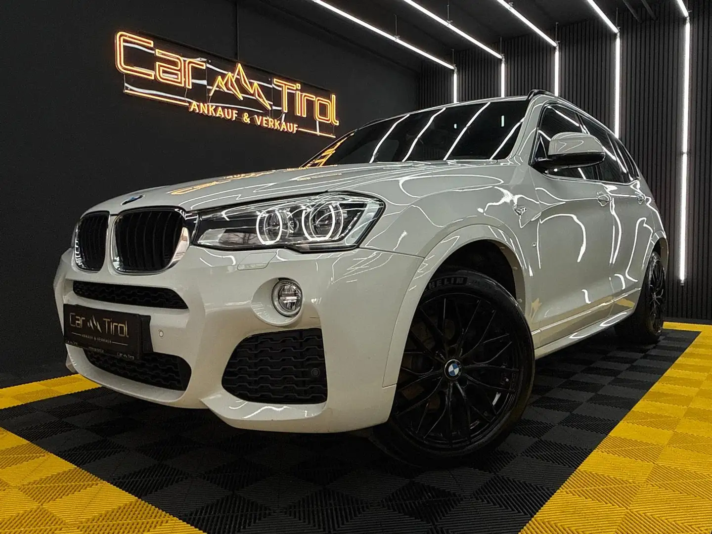 BMW X3 xDrive 20 d M Sport Weiß - 1