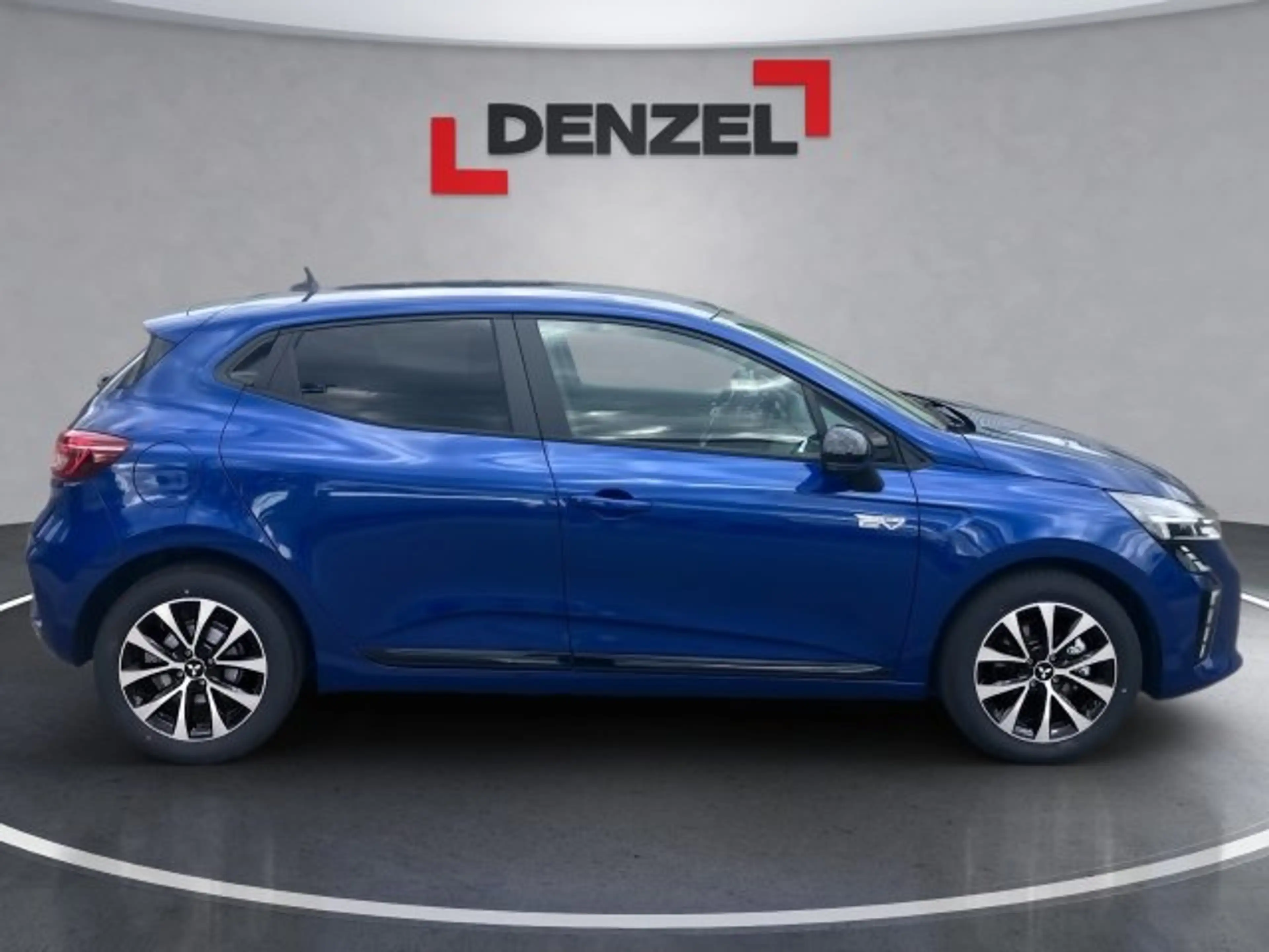 Mitsubishi Colt 1,6 HEV Invite S+C AT — photo 5
