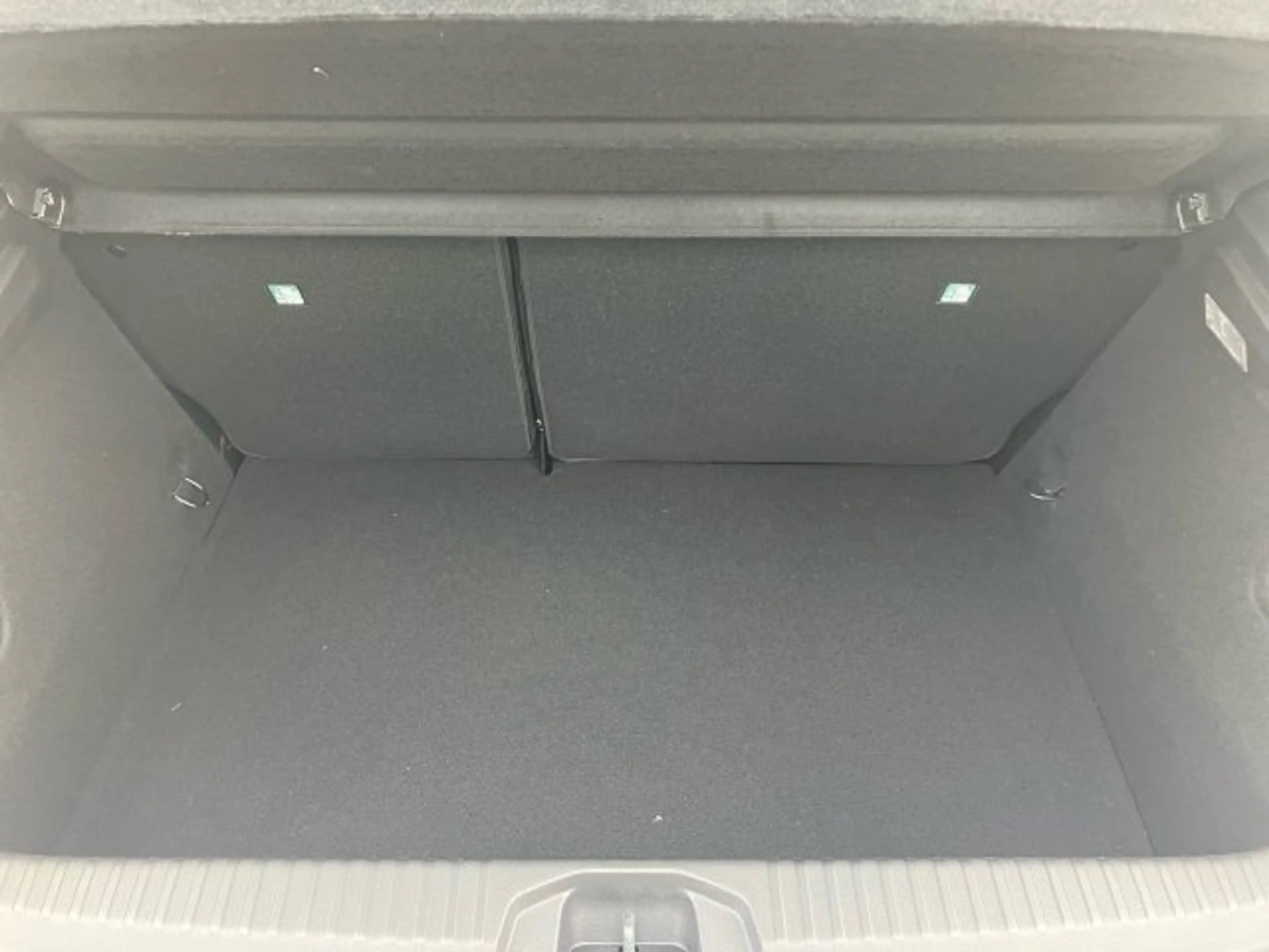 Mitsubishi Colt 1,6 HEV Invite S+C AT — photo 13