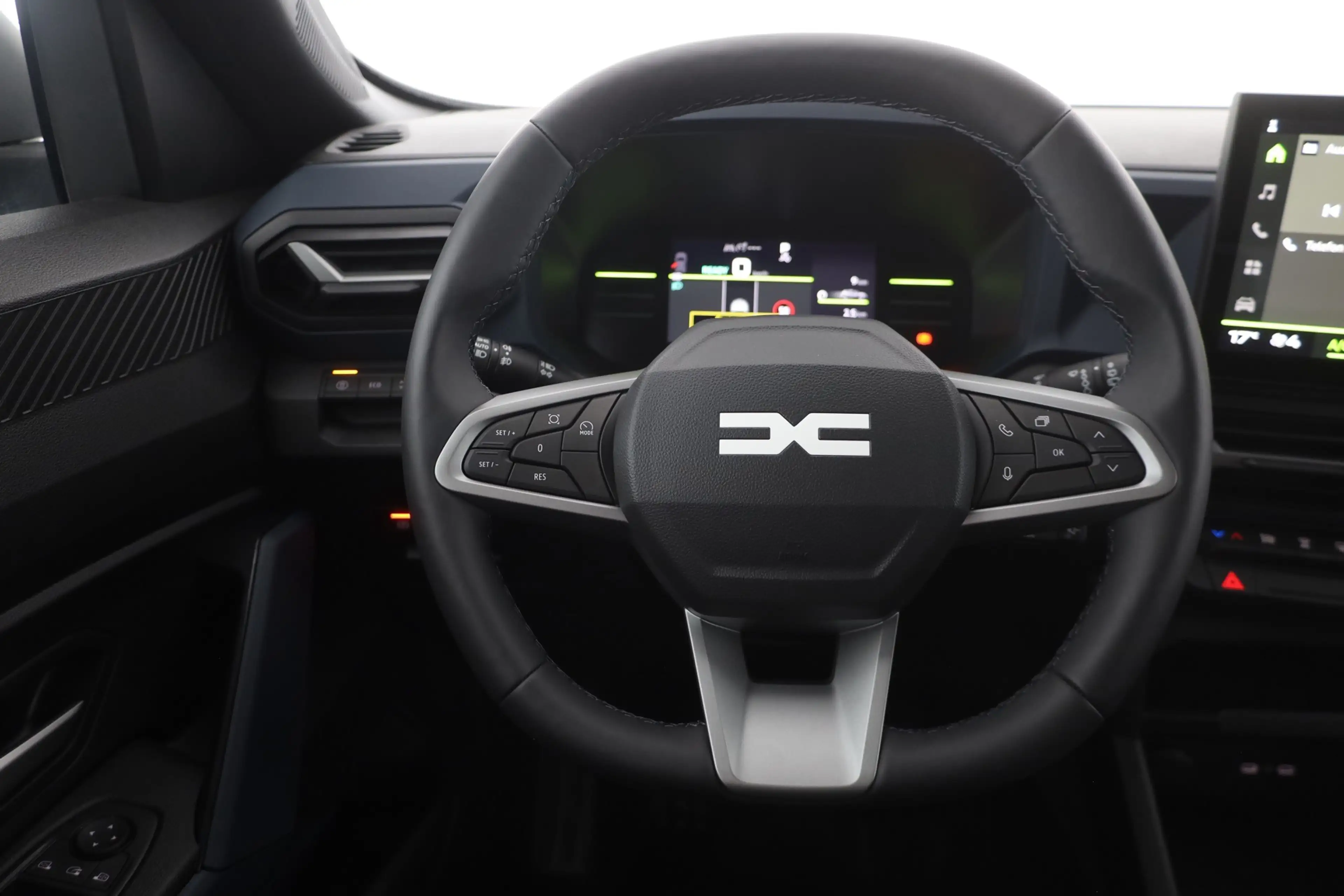 Dacia Duster Journey mHev 140 Aut. LED Navi Kamera — photo 15
