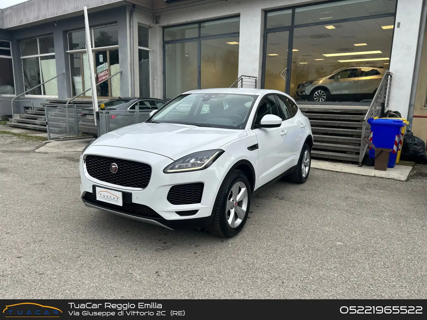 Jaguar E-Pace R-Dynamic S D 150 Blanc - 1