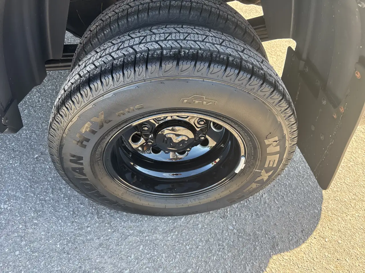 RAM 3500 снимка RAM 3500