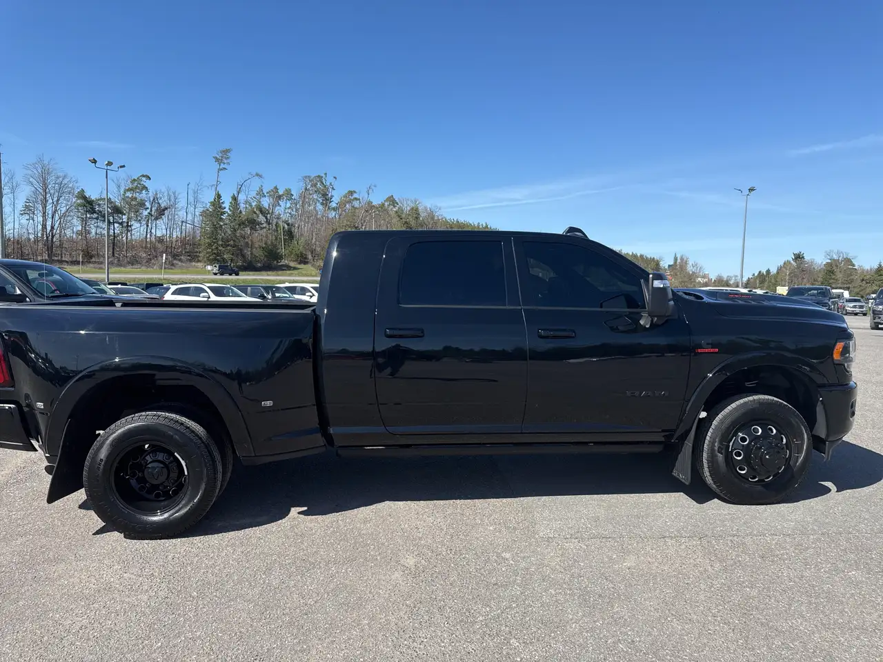 RAM 3500 снимка RAM 3500