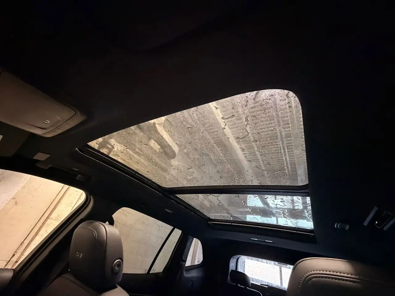 Buick Enclave снимка Buick Enclave