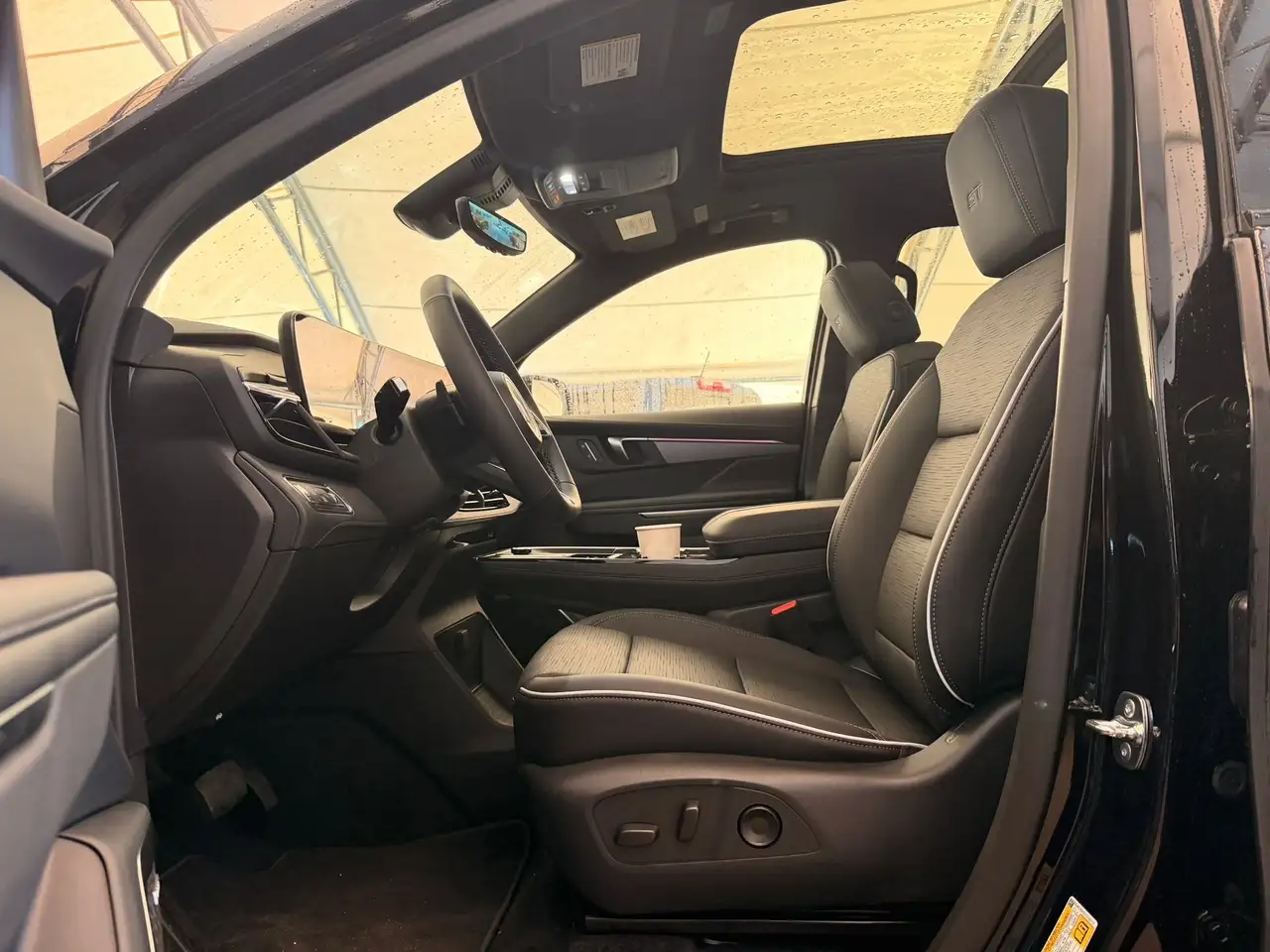 Buick Enclave снимка Buick Enclave