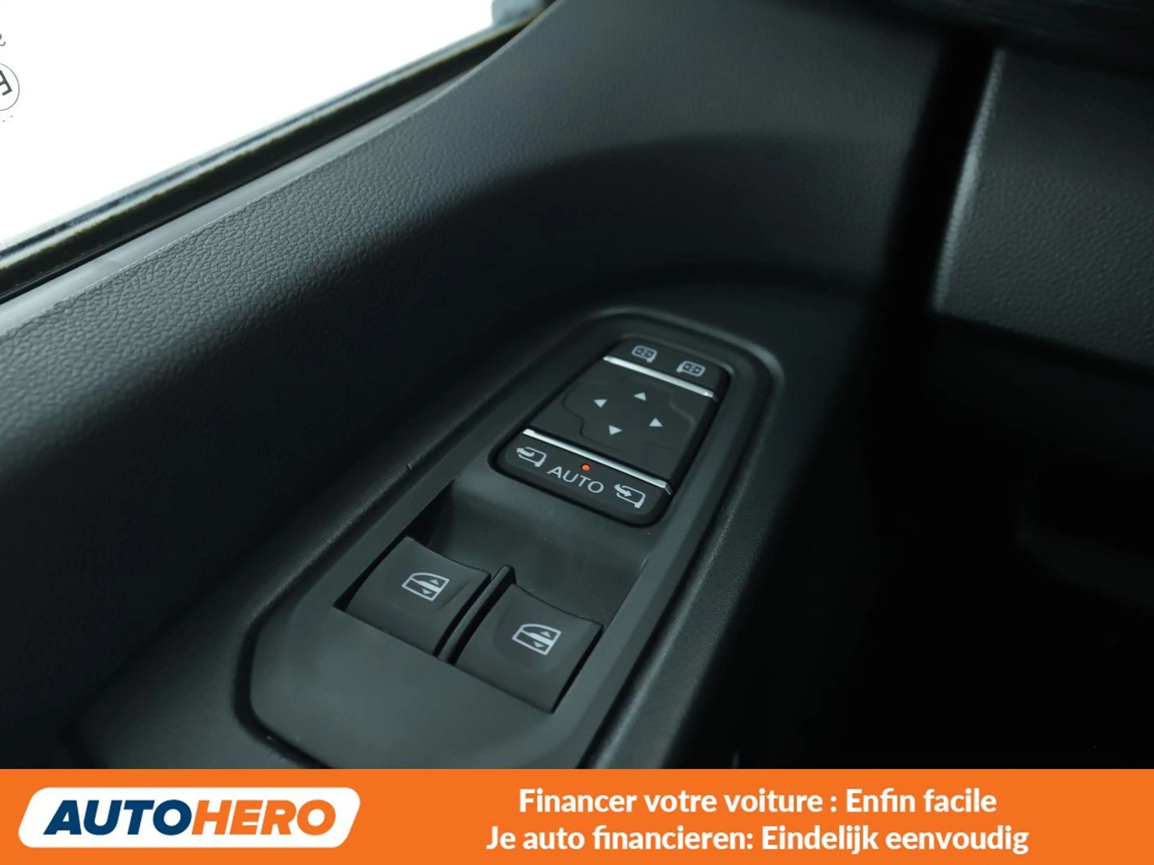 Nissan Primastar 2.0 dCi L2H1 3,0t Acenta — photo 13