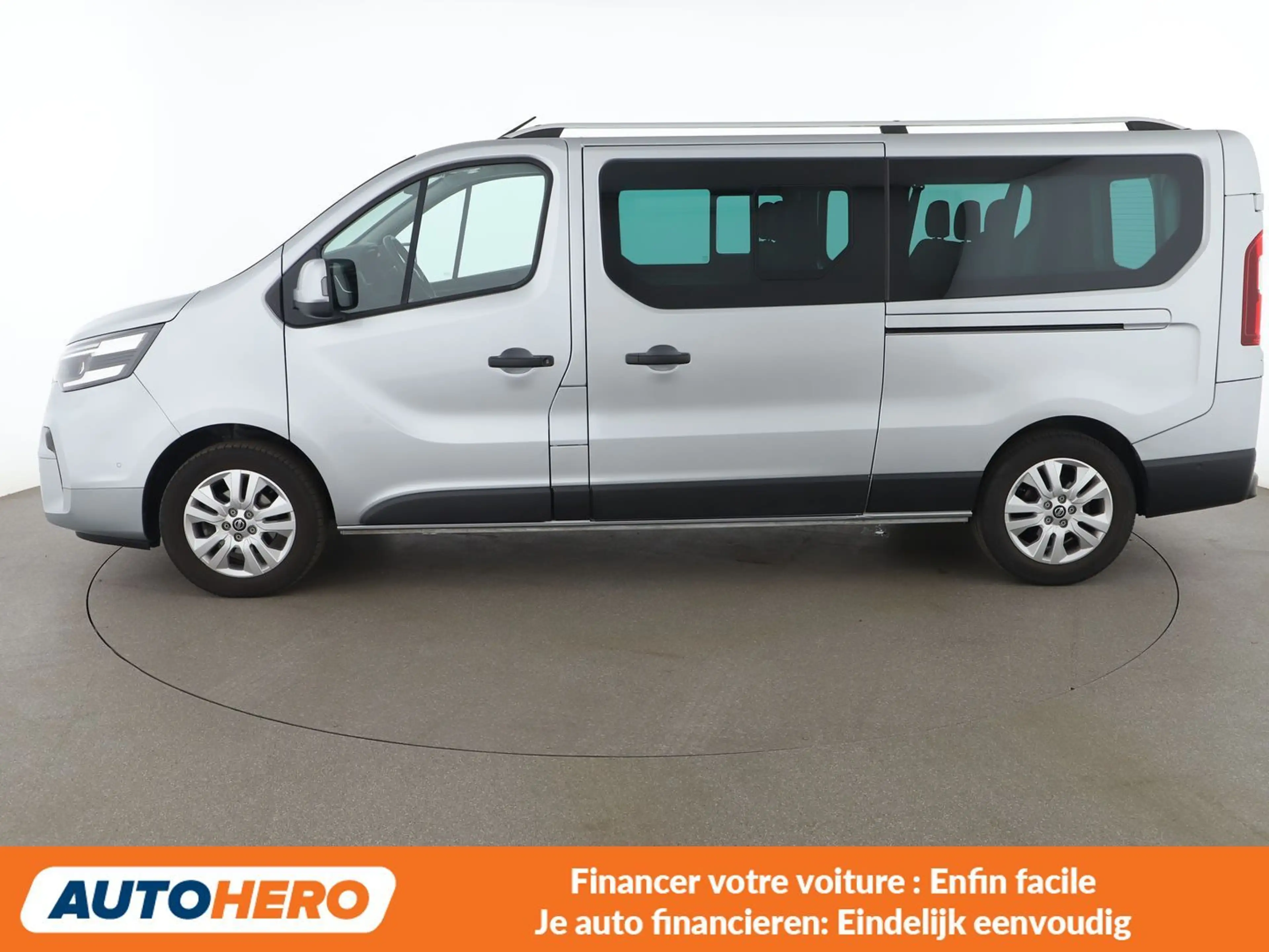 Nissan Primastar 2.0 dCi L2H1 3,0t Acenta — photo 3