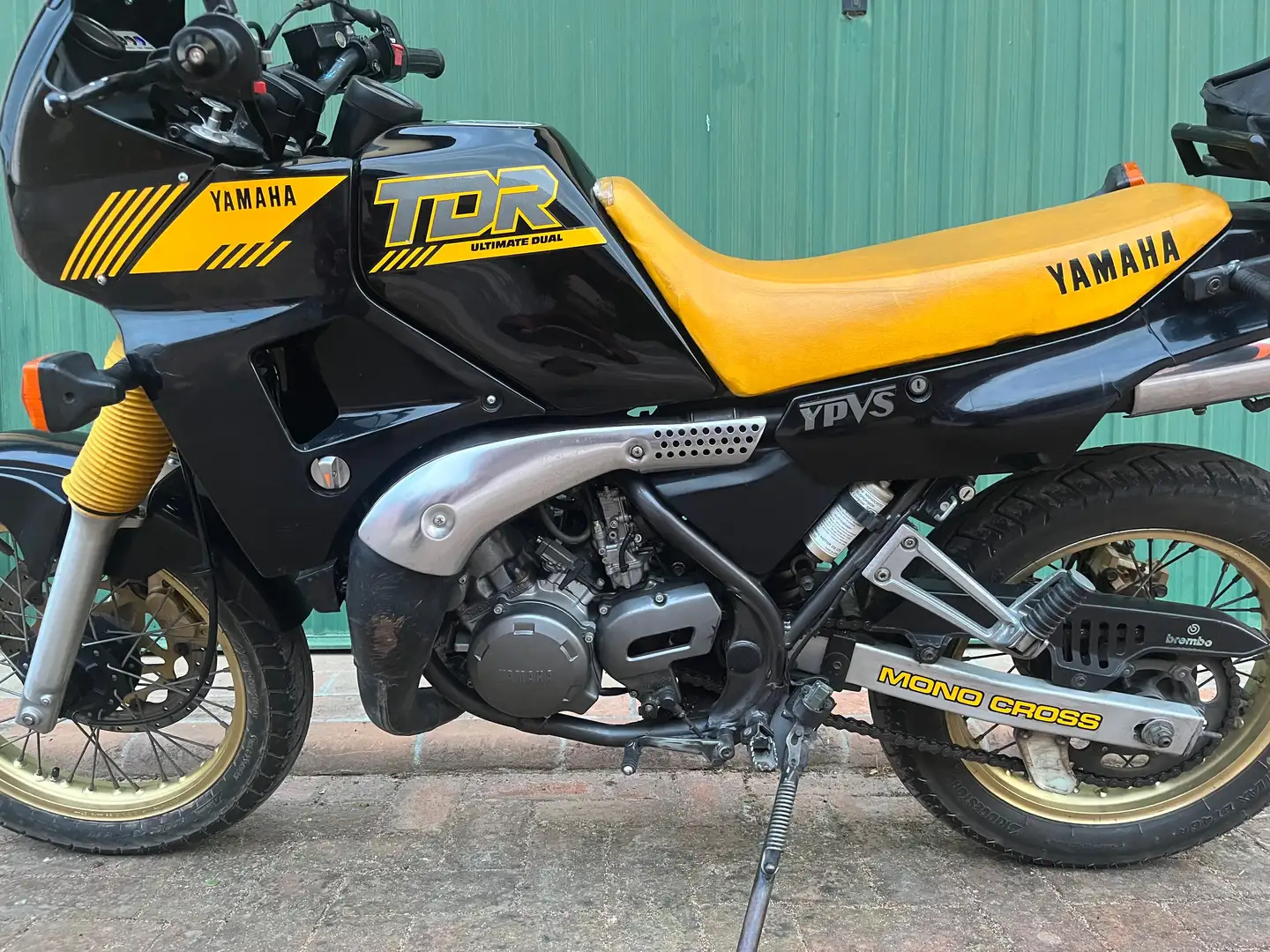 Yamaha TDR 250 Negru - 1