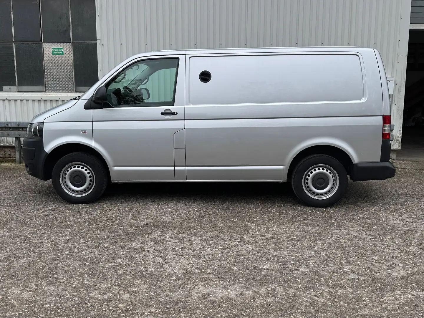 Volkswagen T5 Transporter * Klima * Navi * AHK * Silber - 2