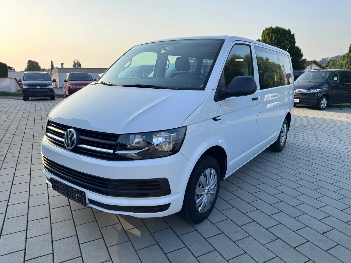 Volkswagen T6 Multivan Multivan DSG/1.Hand/Kamera/AHK/6-Sitzer Blanc - 1