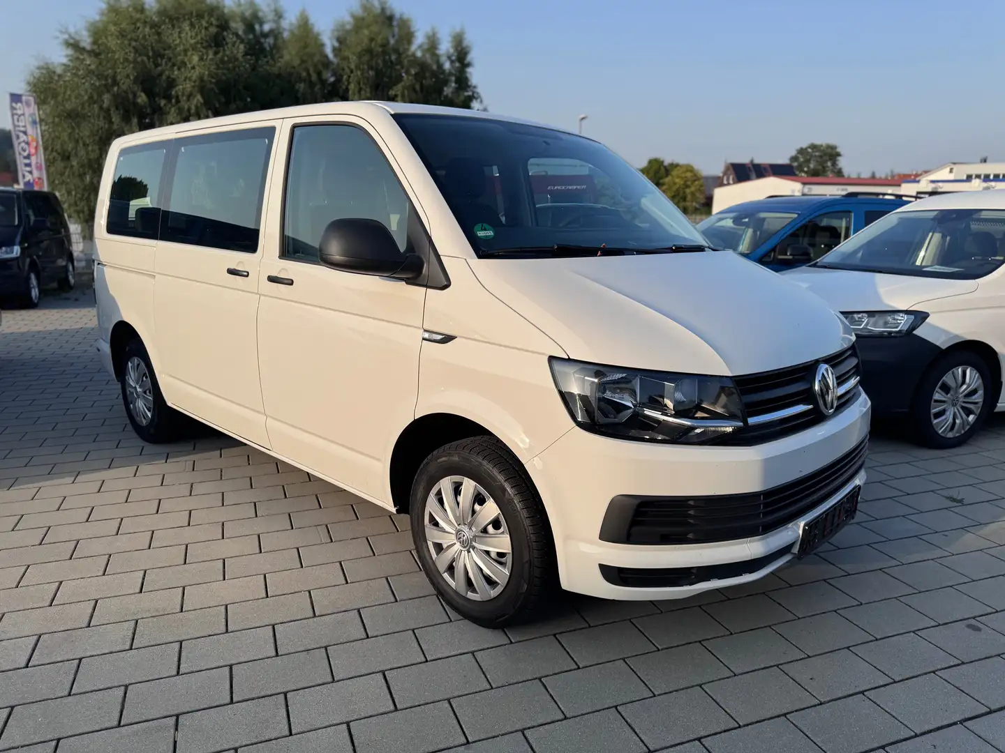 Volkswagen T6 Multivan Multivan DSG/1.Hand/Kamera/AHK/6-Sitzer Blanc - 2