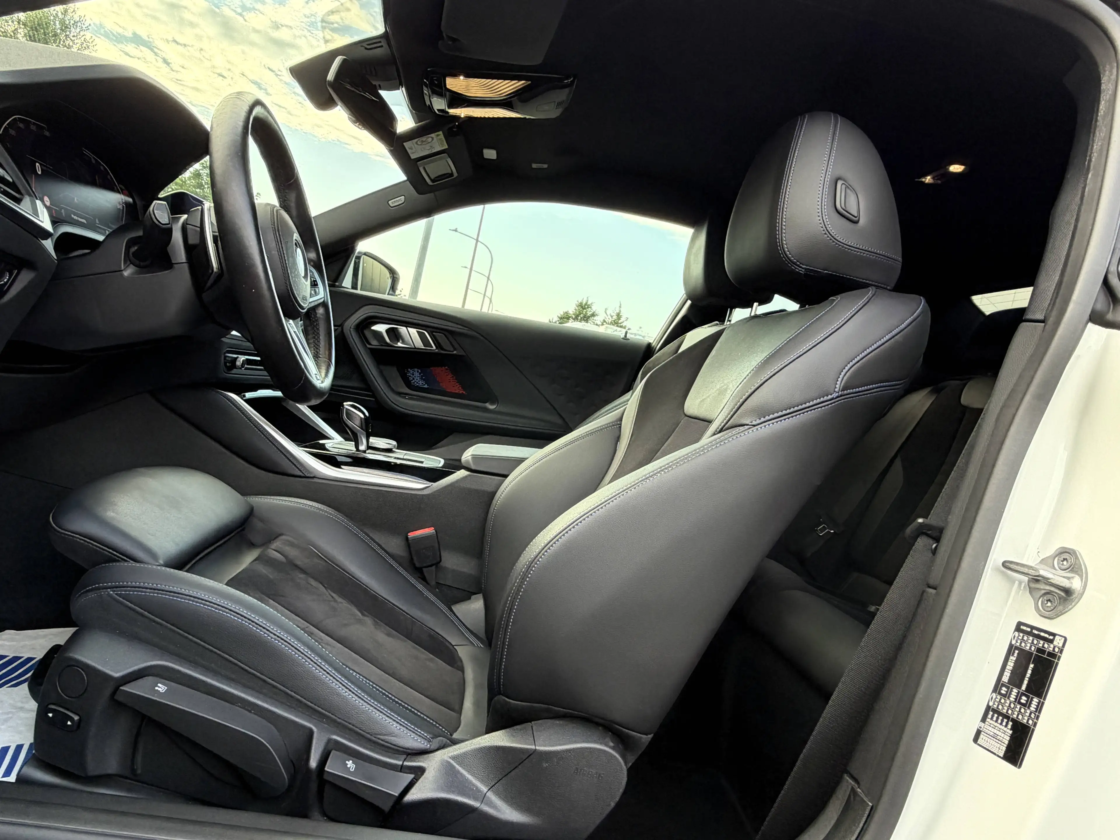 BMW 220 dAS Coupé Pack SPORT M CUIR-ALCANTARA/COCKPIT/LED/SHADOW LINE/CAMERA/1er PROPRIO/HISTO COMPLET — photo 15