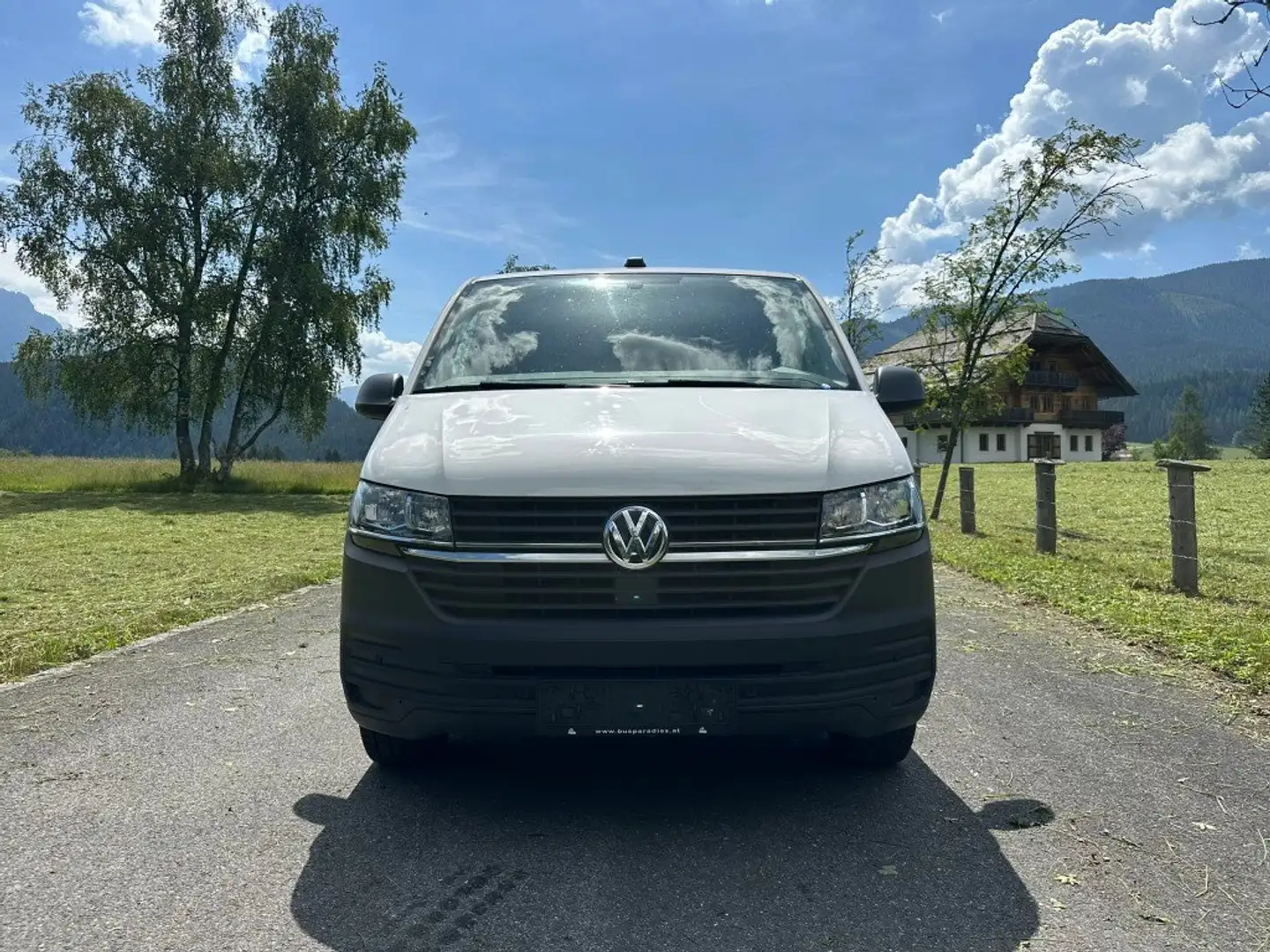 Volkswagen T6.1 Transporter T6.1 2,0 Tdi Transporter 1. Hand scheckheftgepfleg Weiß - 2