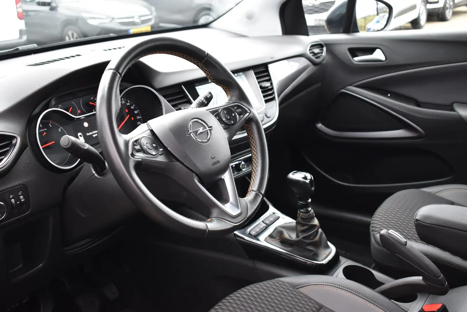 Opel Crossland X 1.2 Turbo 130 pk Innovation / led / pdc / navi Azul - 2