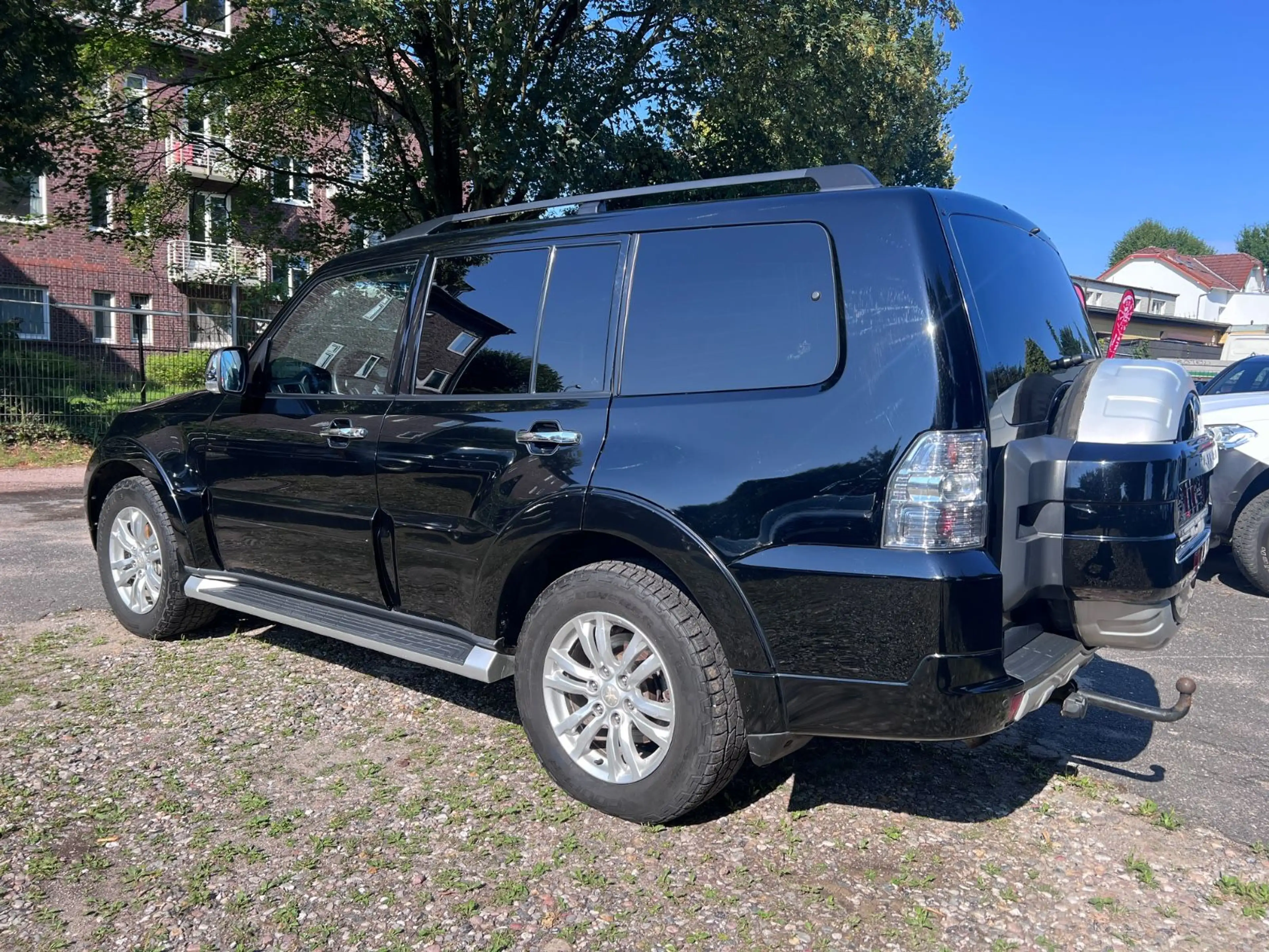 Mitsubishi Pajero 3.2 DI-D Instyle — photo 3