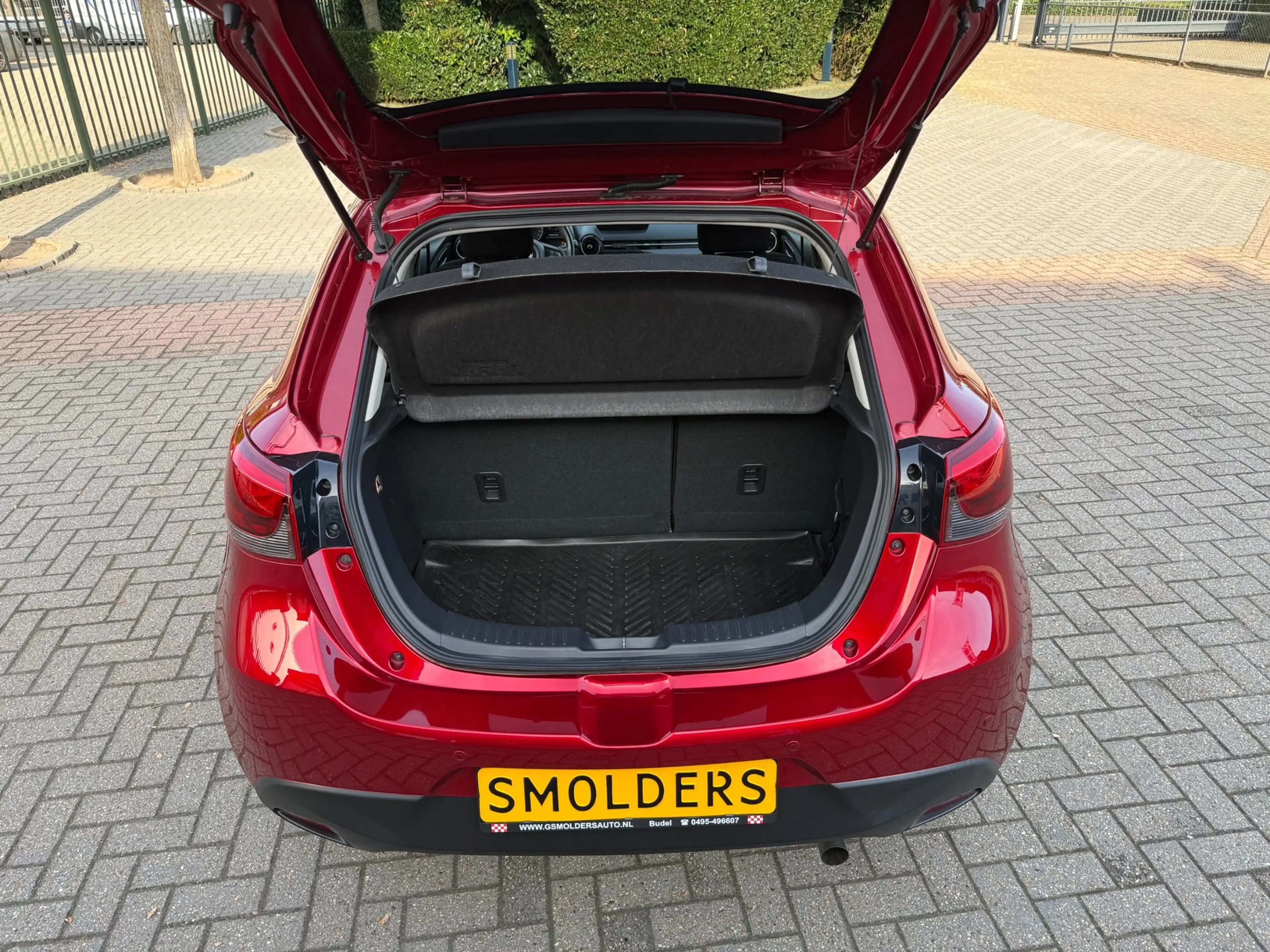Mazda 2 1.5 Skyactiv, Clima, Cruise Control, Navigatie, Ac — photo 6