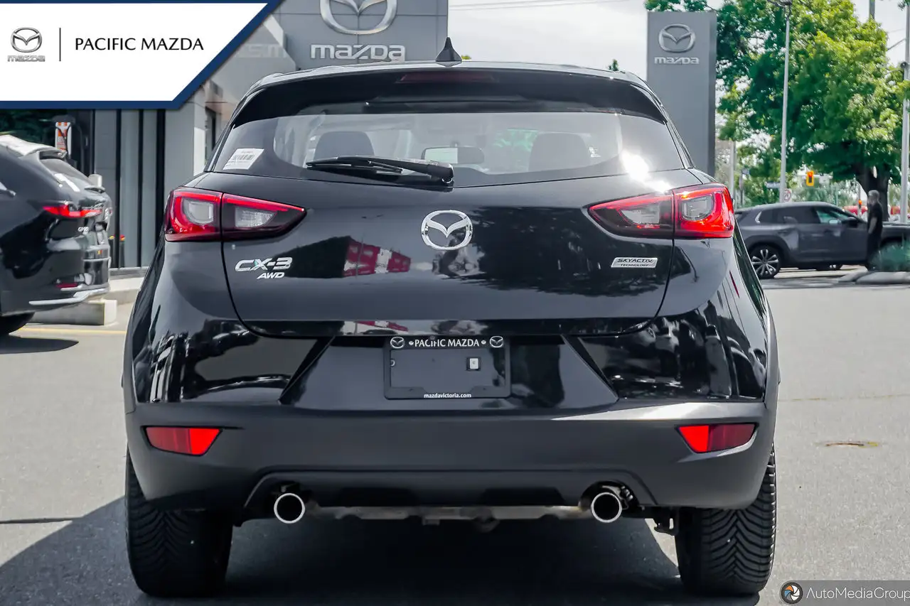 Mazda CX-3 снимка Mazda CX-3