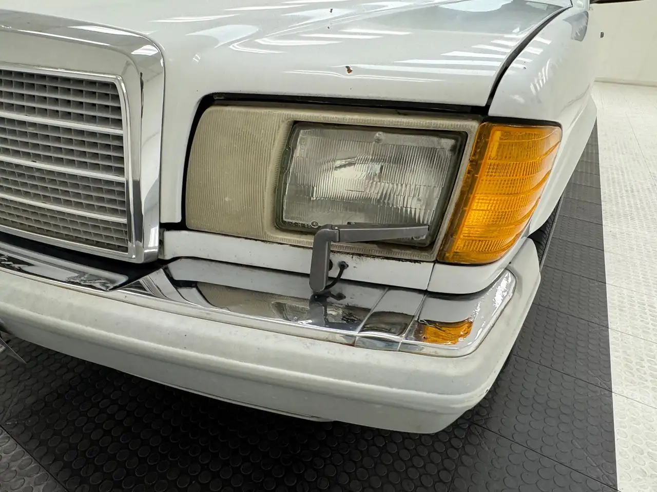 Mercedes-Benz 420SEL 4 Door Sedan, foto 11