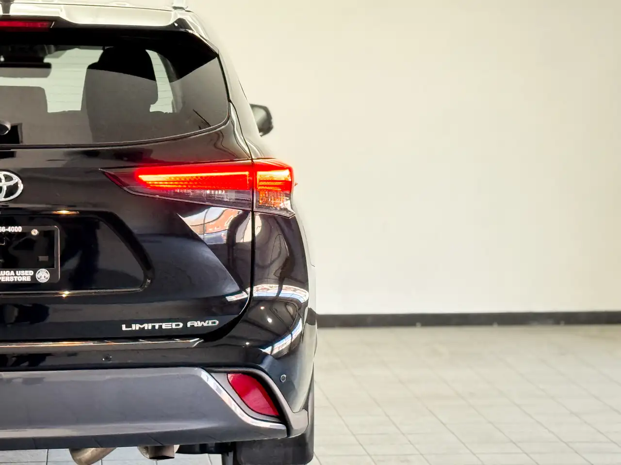 Toyota Highlander снимка Toyota Highlander
