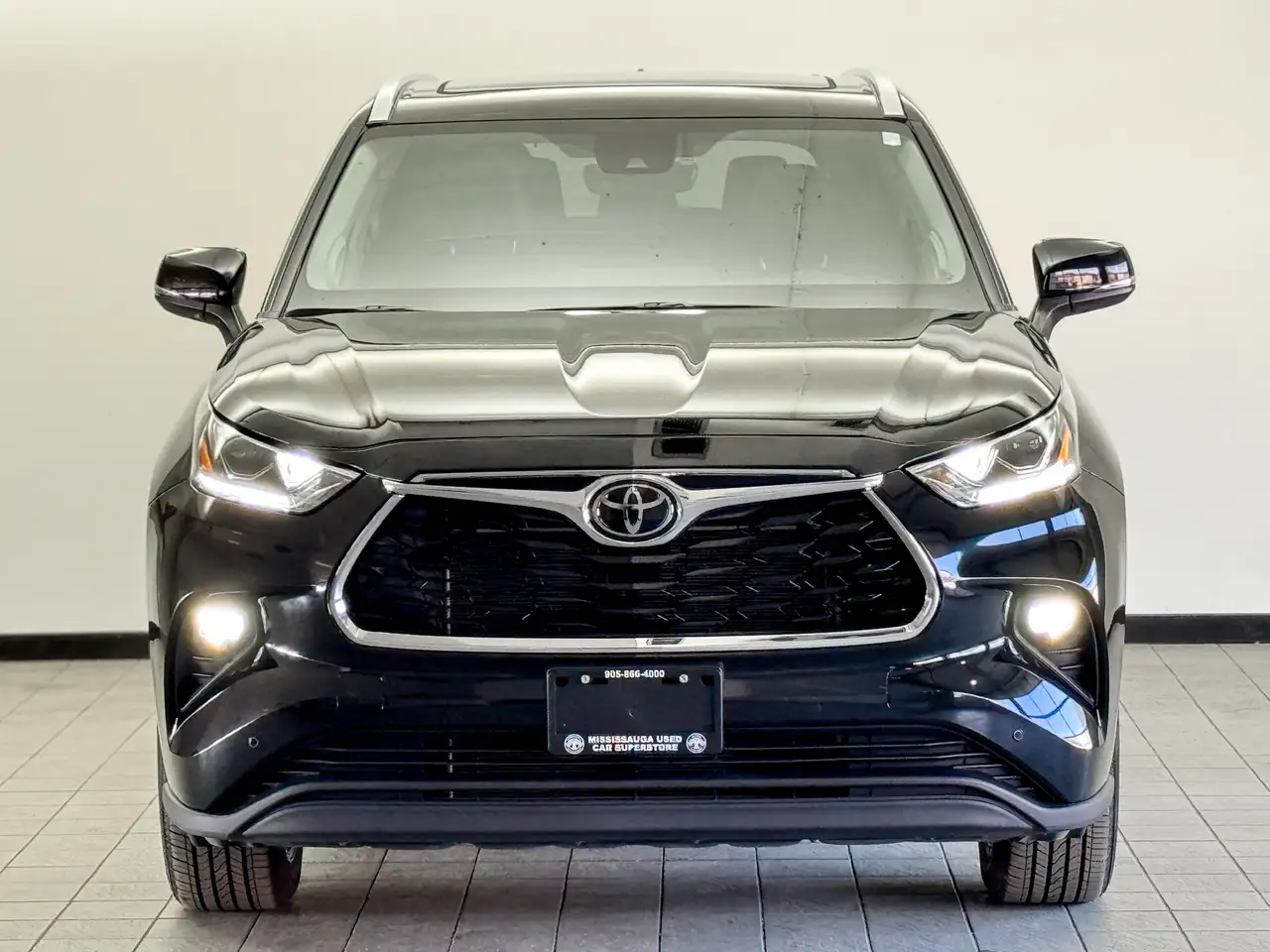 Toyota Highlander снимка Toyota Highlander