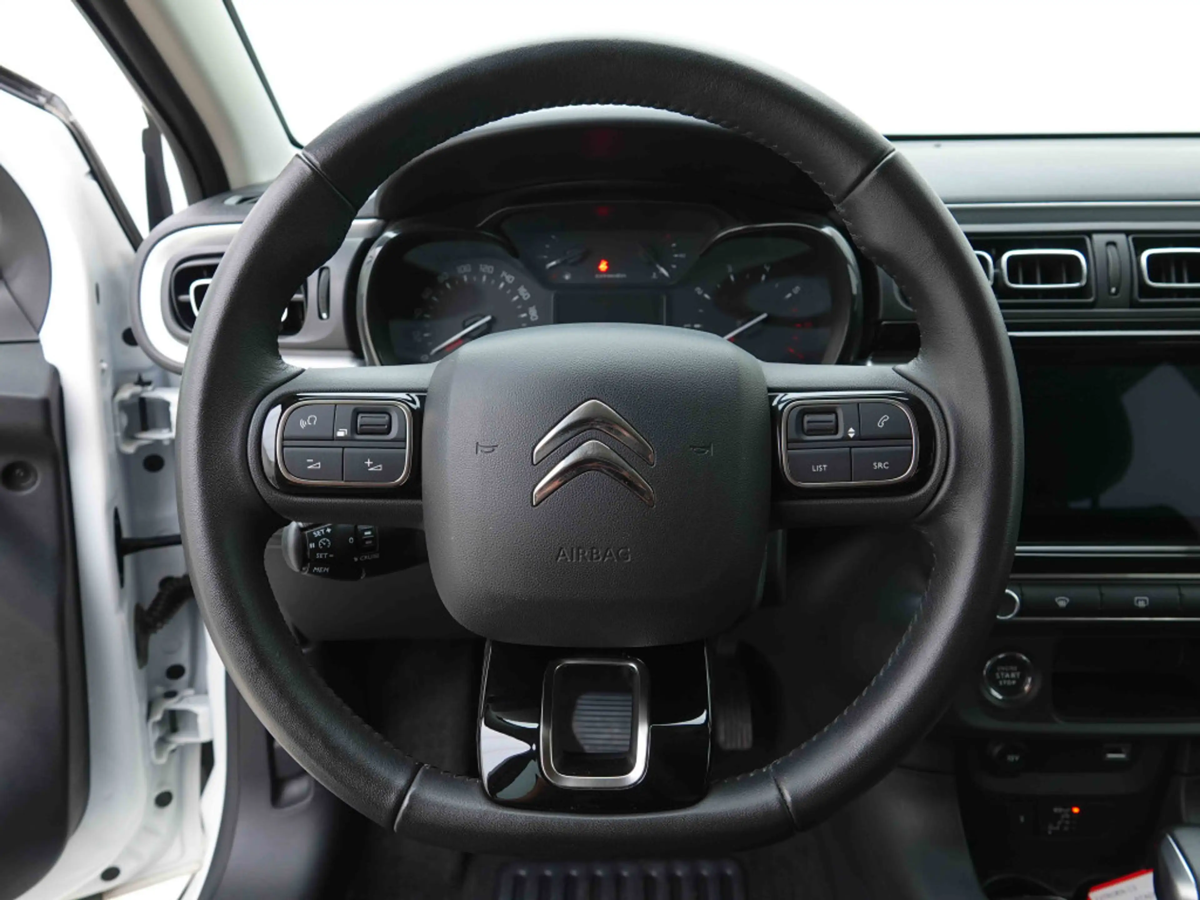 Citroen C3 1.2T 110 Shine Aut — photo 9