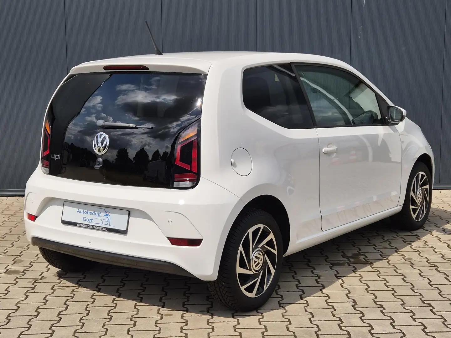 Volkswagen up! 1.0 BMT high up! Heel Veel Opties! - CruiseControl Blanco - 2