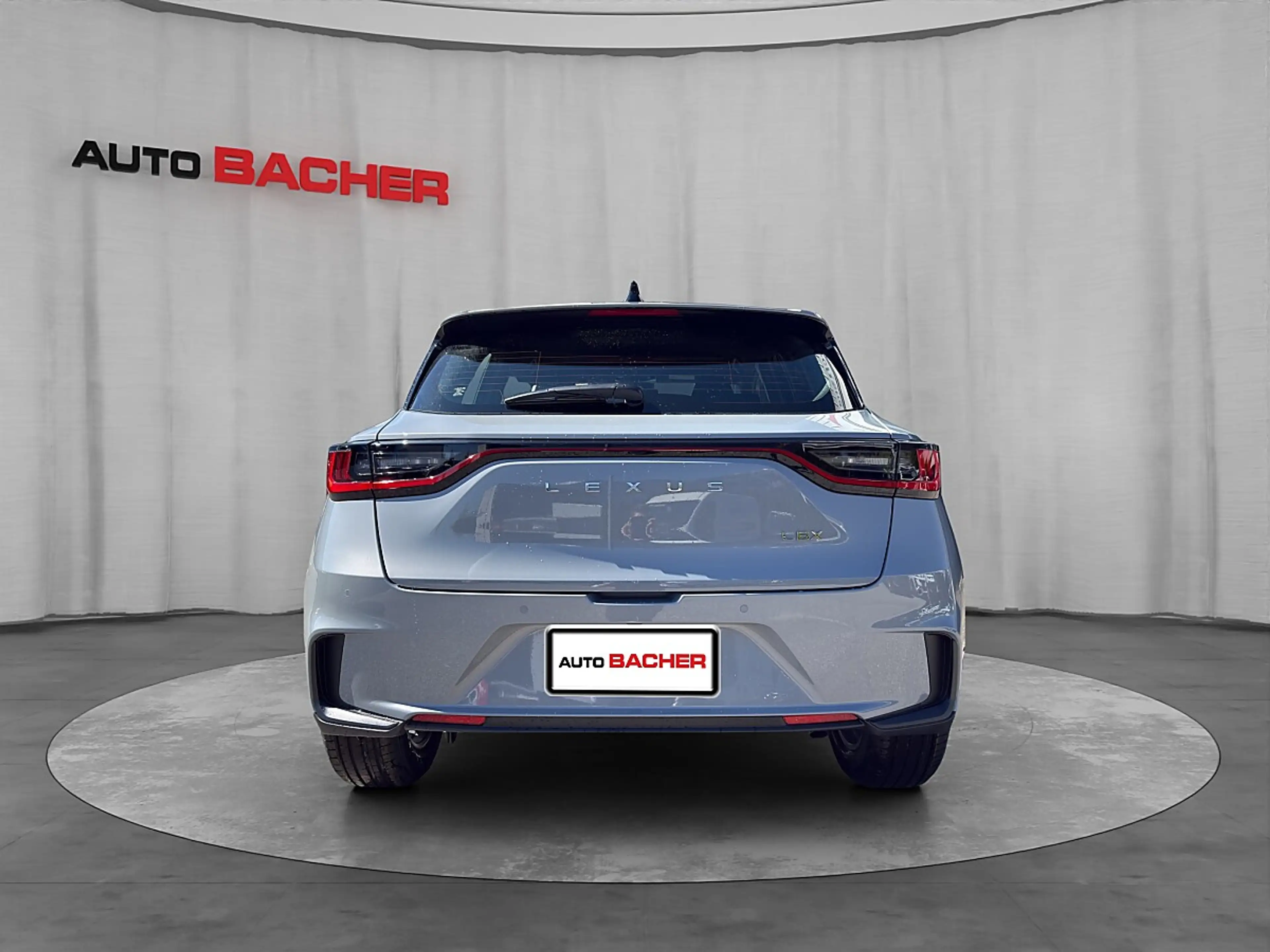 Lexus LBX 1.5 HEV 1,4kWh Aut. — photo 6