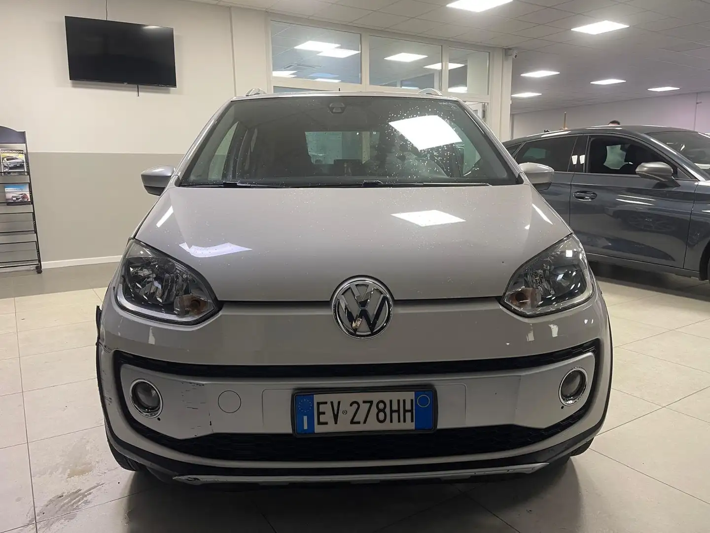 Volkswagen up! 5p 1.0 Cross 75cv Blanc - 2
