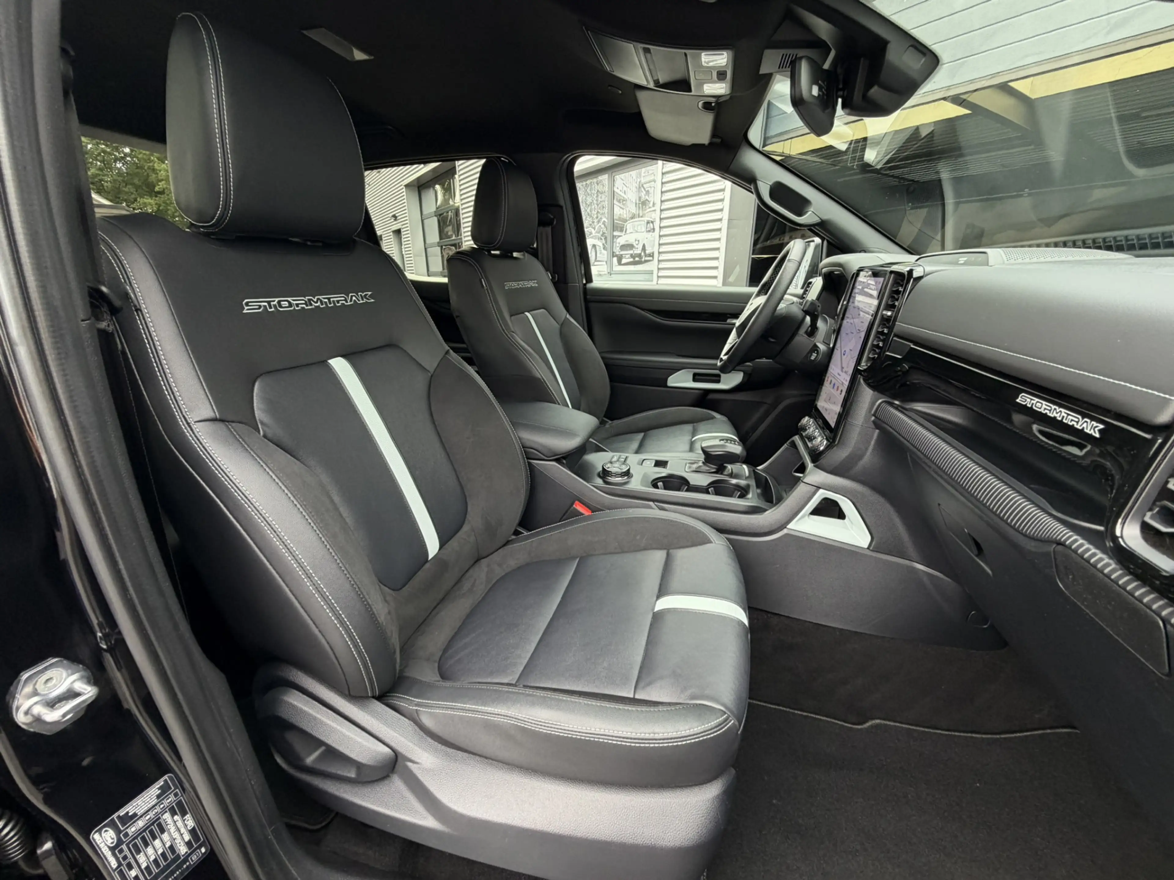 Ford Ranger Stormtrak 2.3 PHEV Double Cab — photo 21