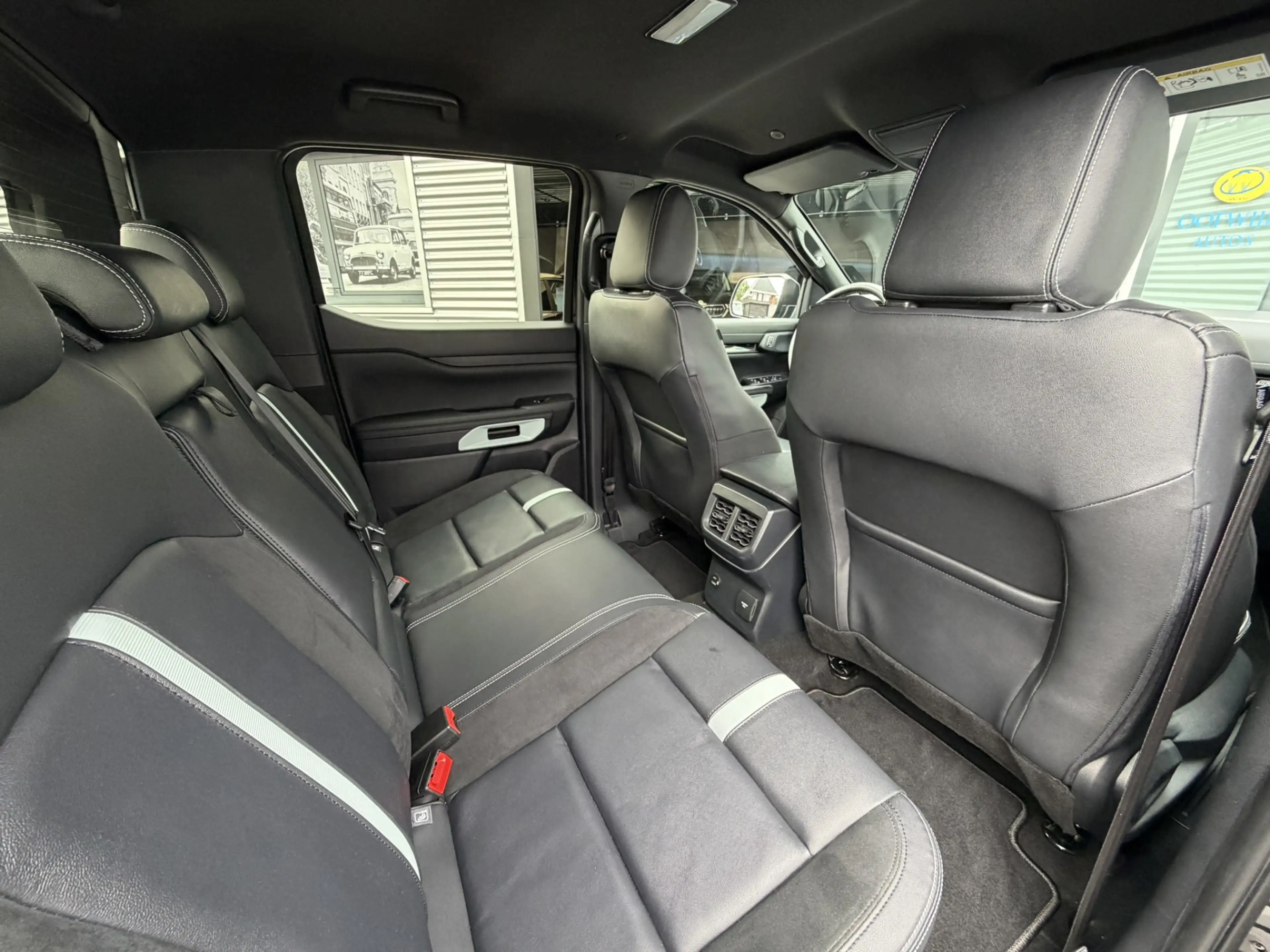Ford Ranger Stormtrak 2.3 PHEV Double Cab — photo 22