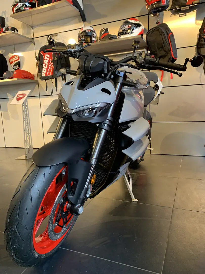 Ducati Streetfighter V4 gris nardo 2000km - 2