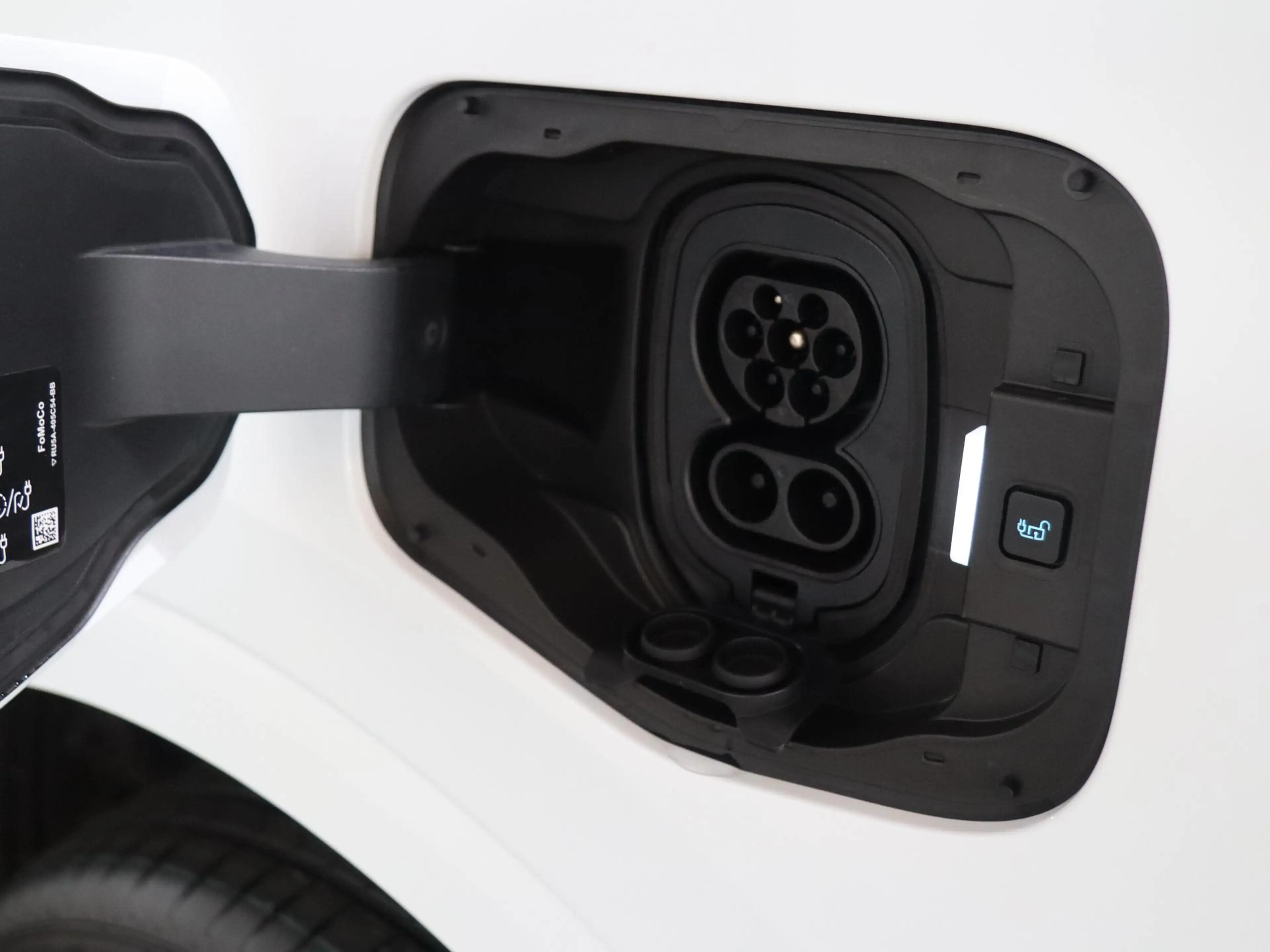 Ford Transit Courier E-Transit Trend 46 kWh PARKEERSENSOREN V+A, CARPLA — photo 11