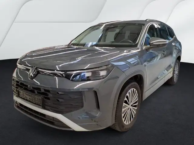 Volkswagen Tayron 1.5 eTSI DSG 7-SITZE IQ.LIGHT 18 AHK 360 ACC