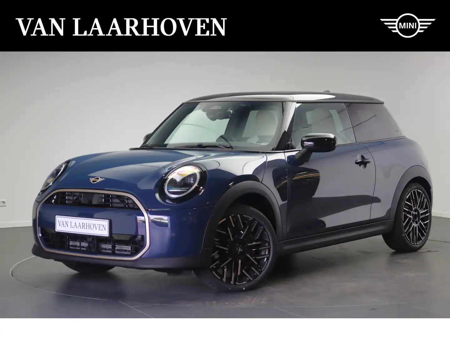 MINI Cooper C Hatchback / Favoured Trim / Pakket M / 18 inch Nig Kék - 1