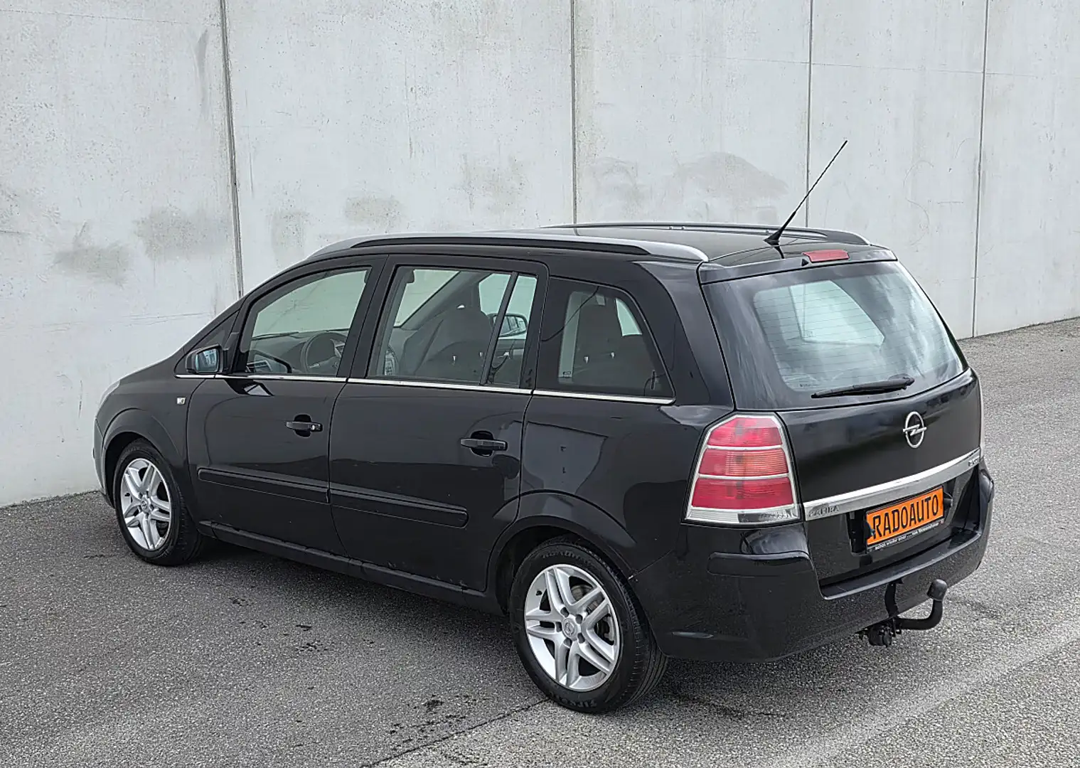 Opel Zafira Edition 1,9 CDTI Schwarz - 2