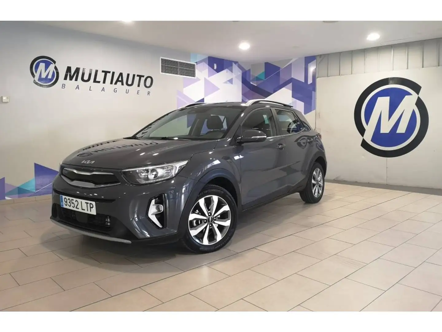Kia Stonic 1.0 T-GDi MHEV Drive 120 Gris - 1