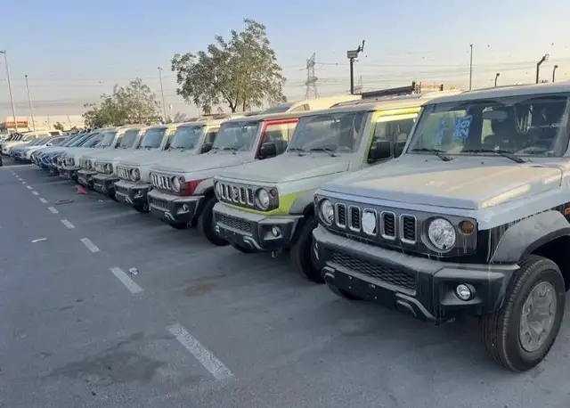 Suzuki Jimny view 4