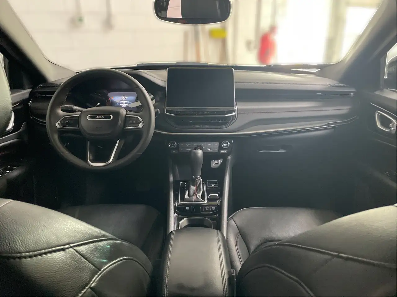 Jeep Compass снимка Jeep Compass