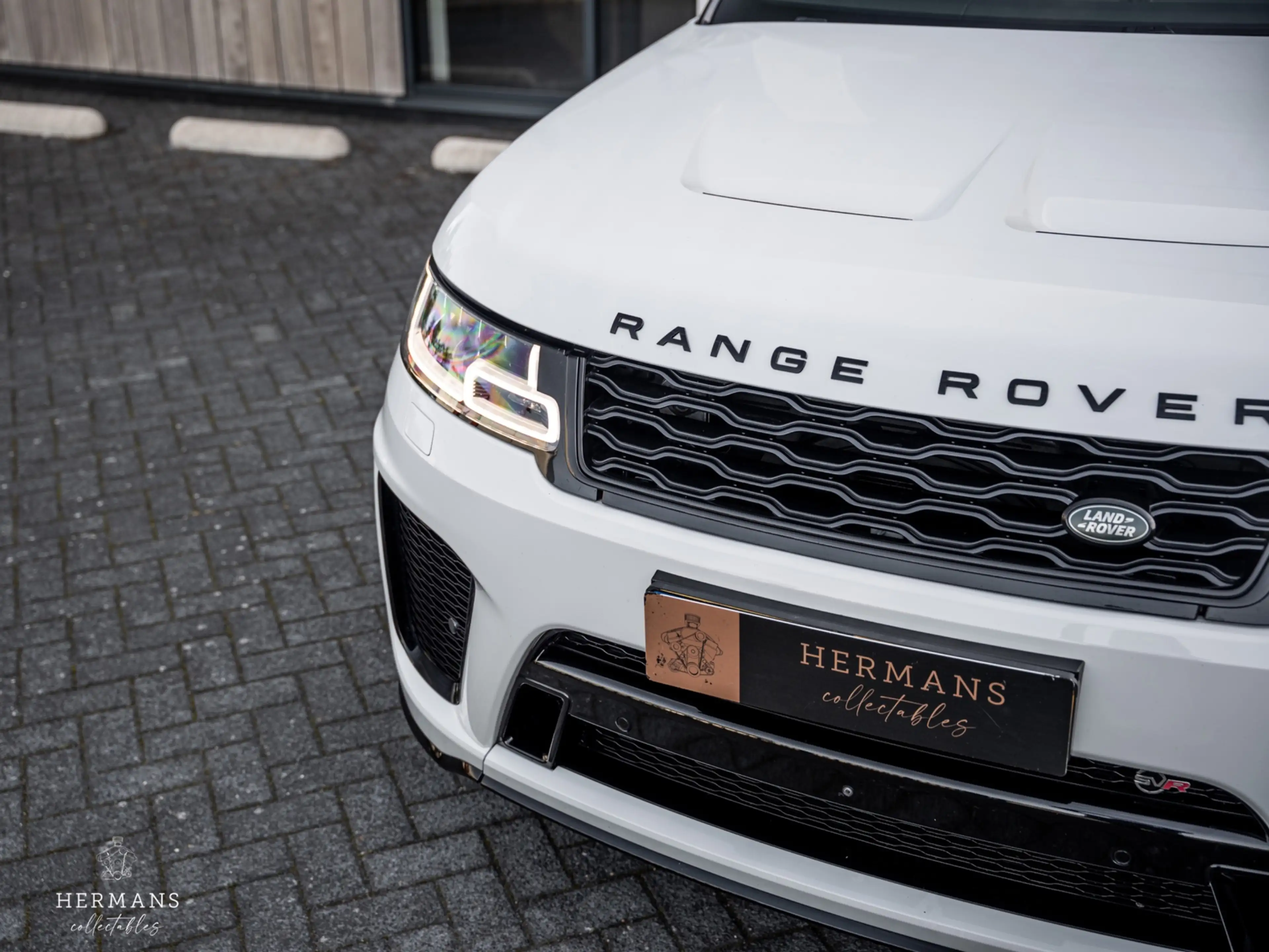 Land Rover Range Rover Sport 5.0 V8 SC SVR / Meridian / Carbon / Pano / HUD / T — photo 4