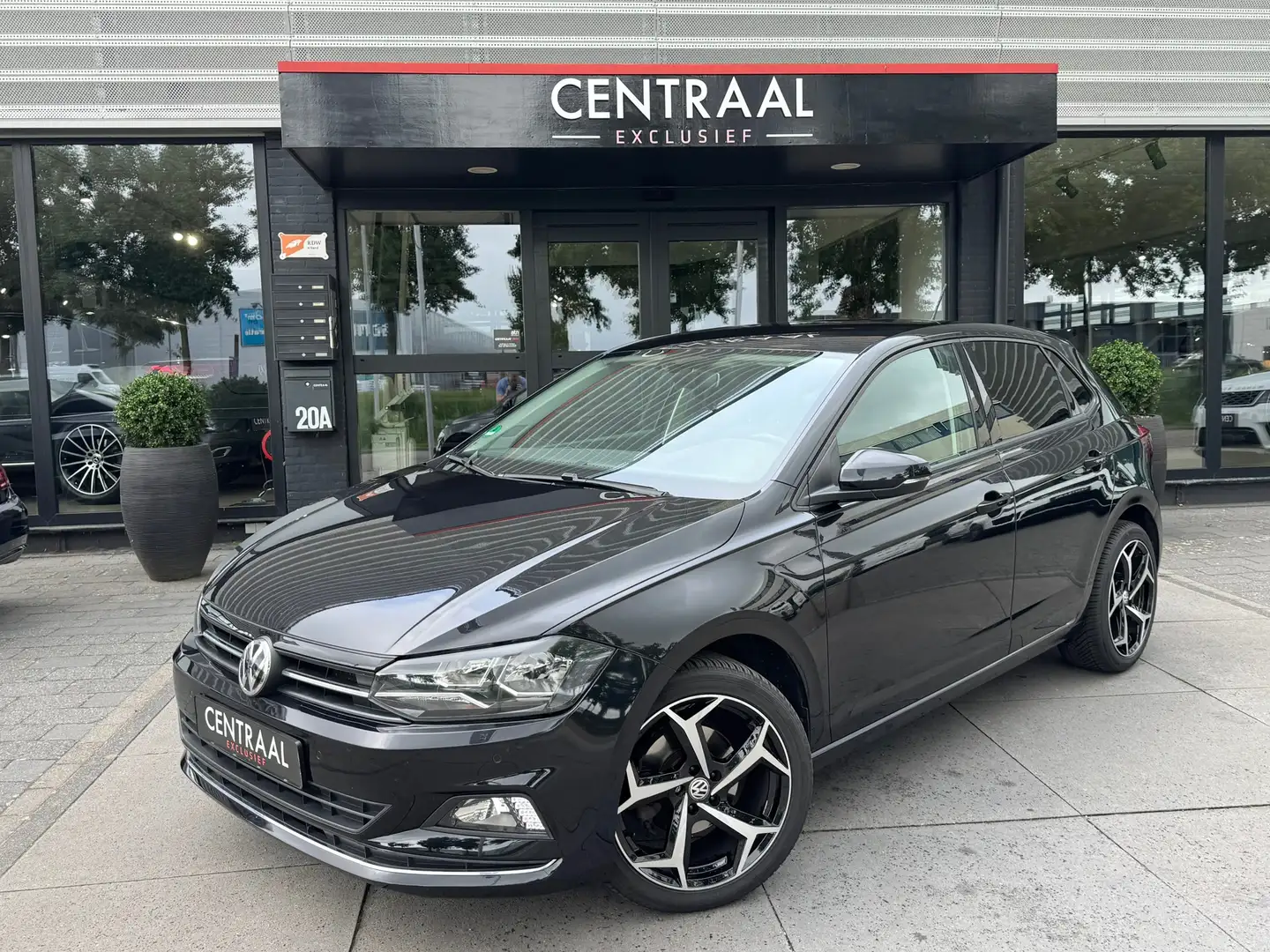 Volkswagen Polo 1.0 TSI Highline R Carplay|ACC|17inch|PDC Negro - 1