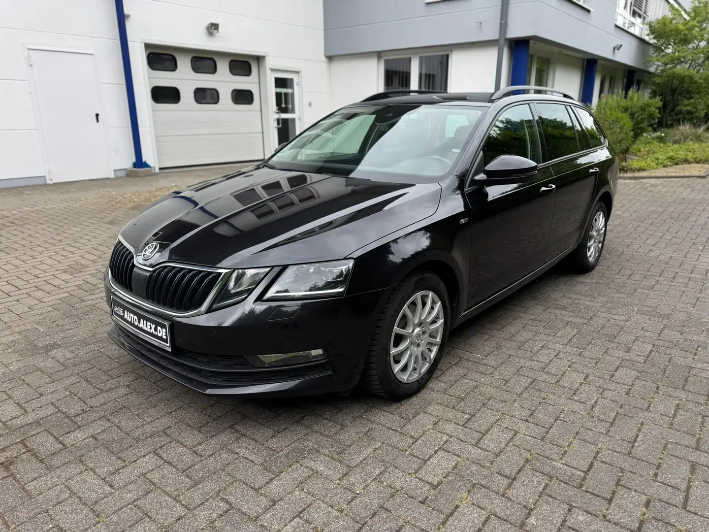 Skoda Octavia Soleil Schwarz - 1